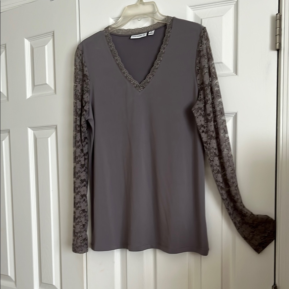 Gray Lace Sleeve Women's Top
